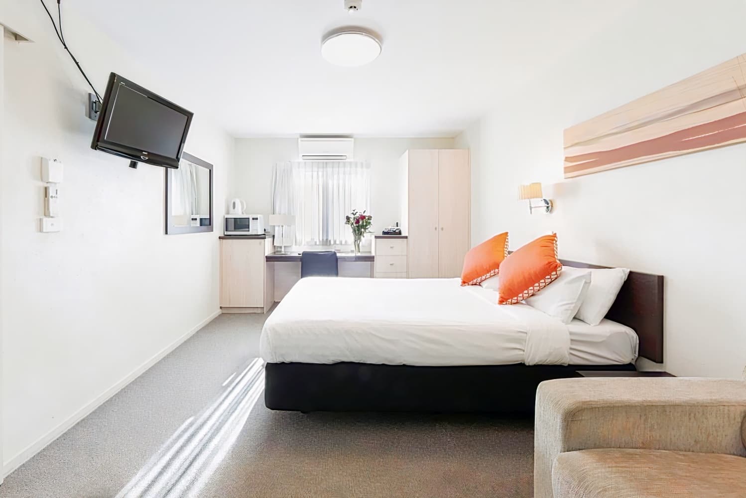 ibis Styles Canberra Tall Trees