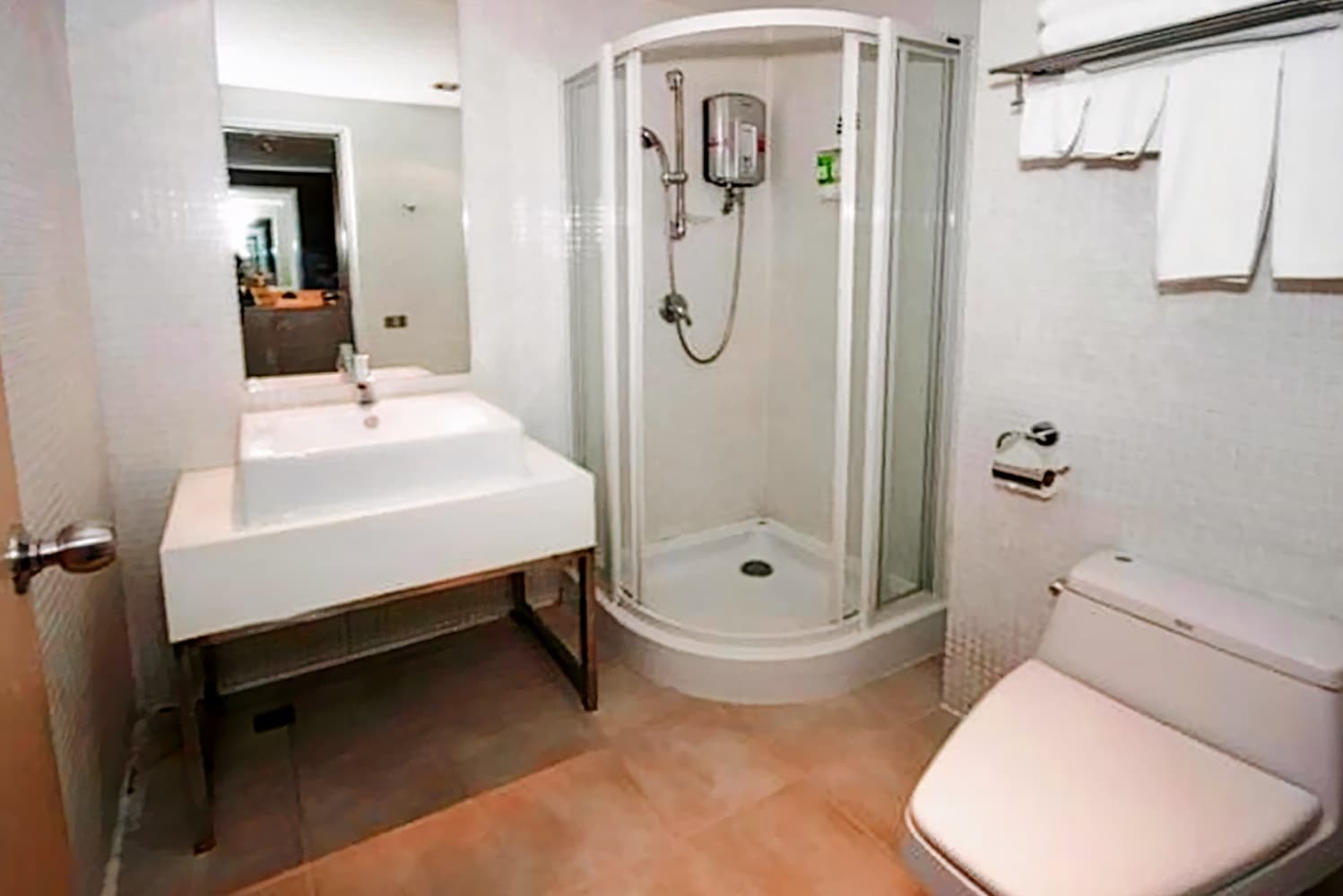 Miracle Transit Hotel