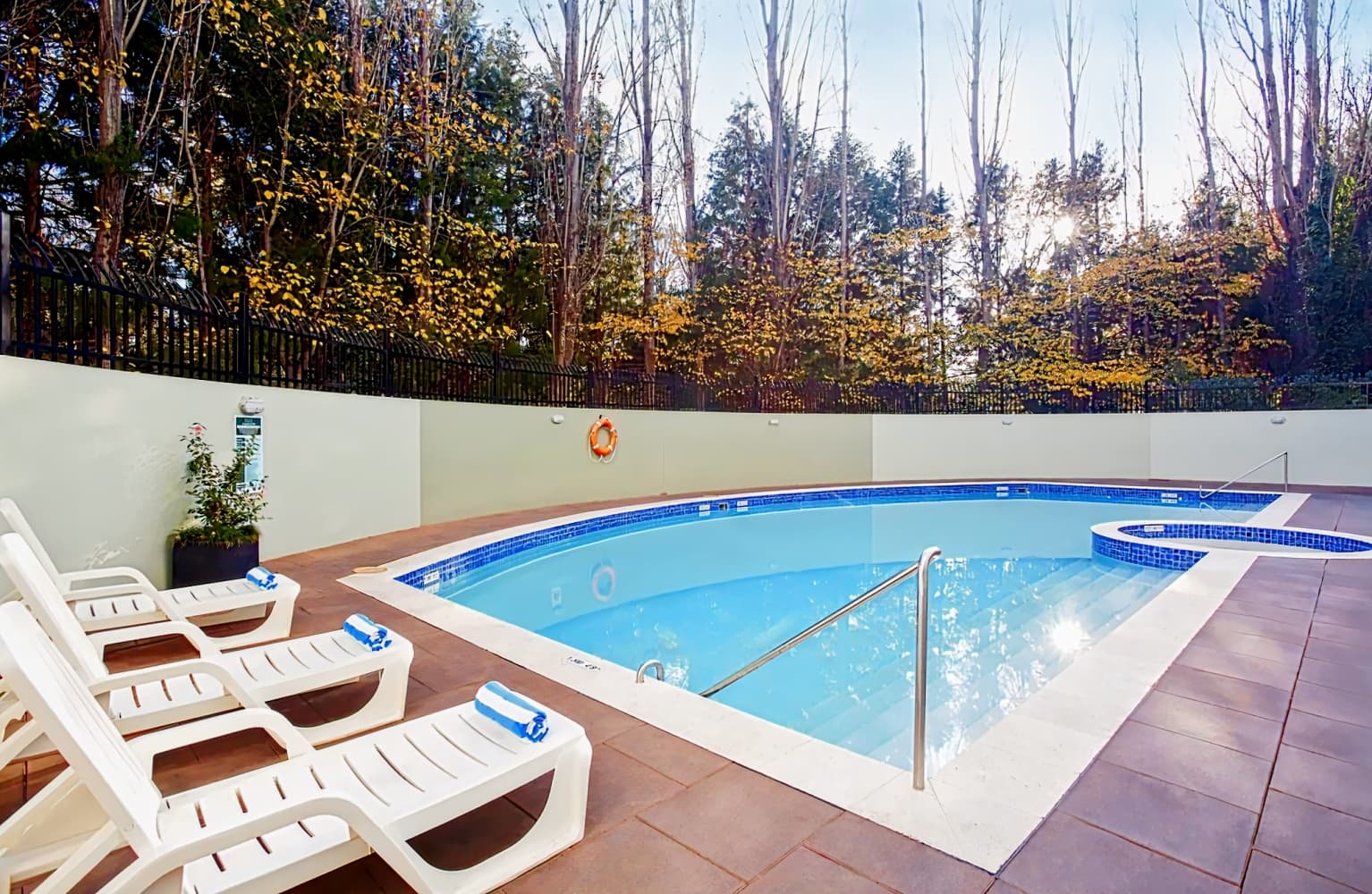 Crowne Plaza Canberra, an IHG Hotel