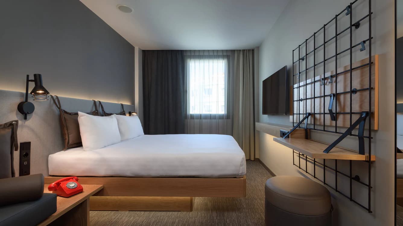 Moxy Lisbon City