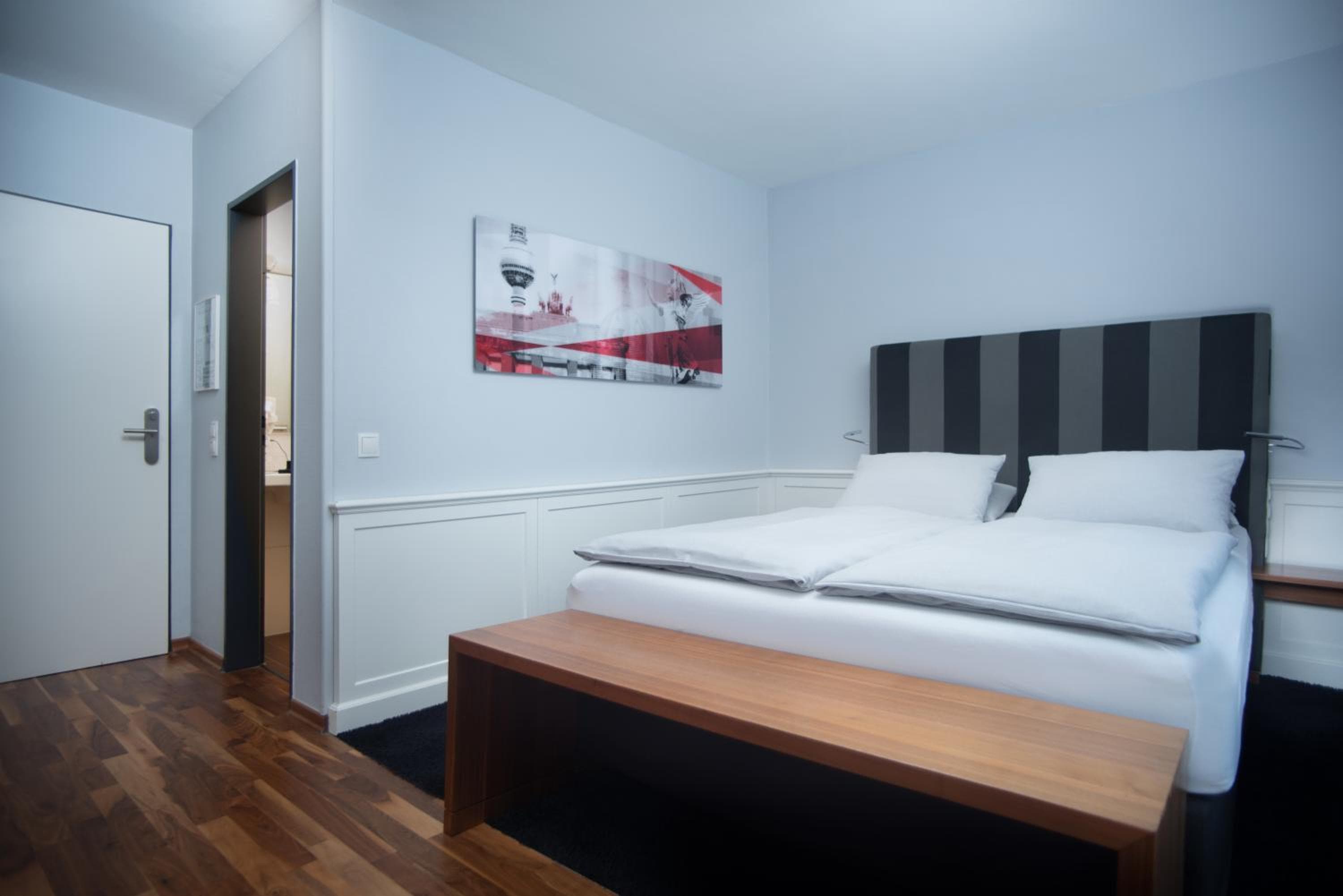 &REPEAT Köln Airport