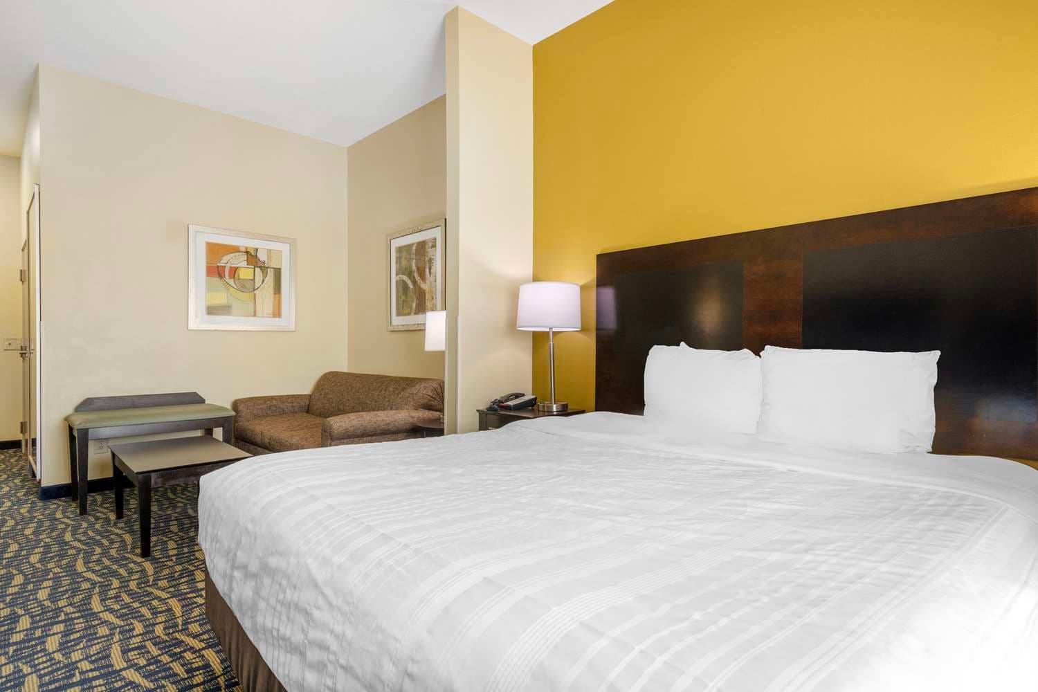 Best Western Plus Brunswick Inn & Suites