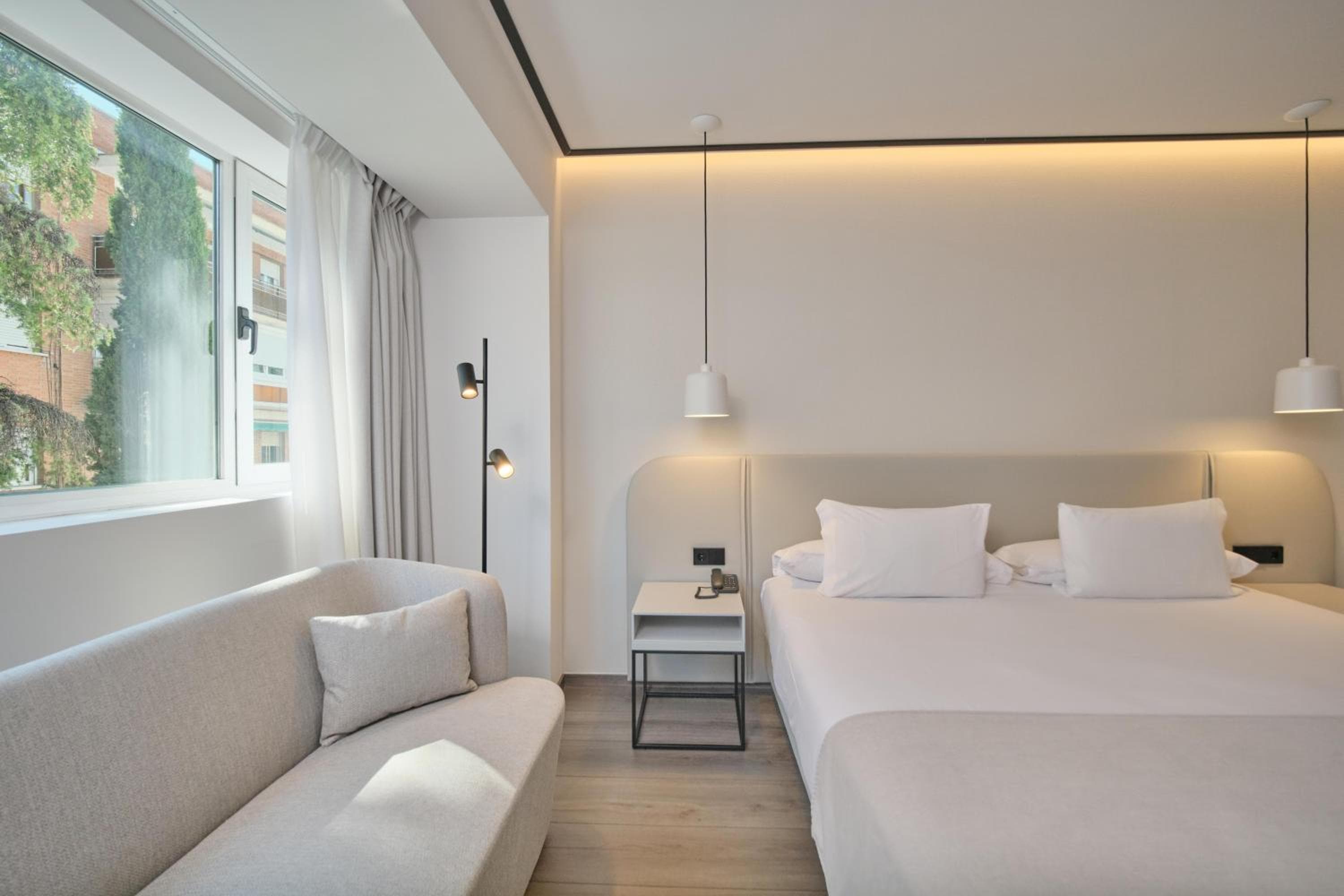 1881 Madrid Ventas Hotel