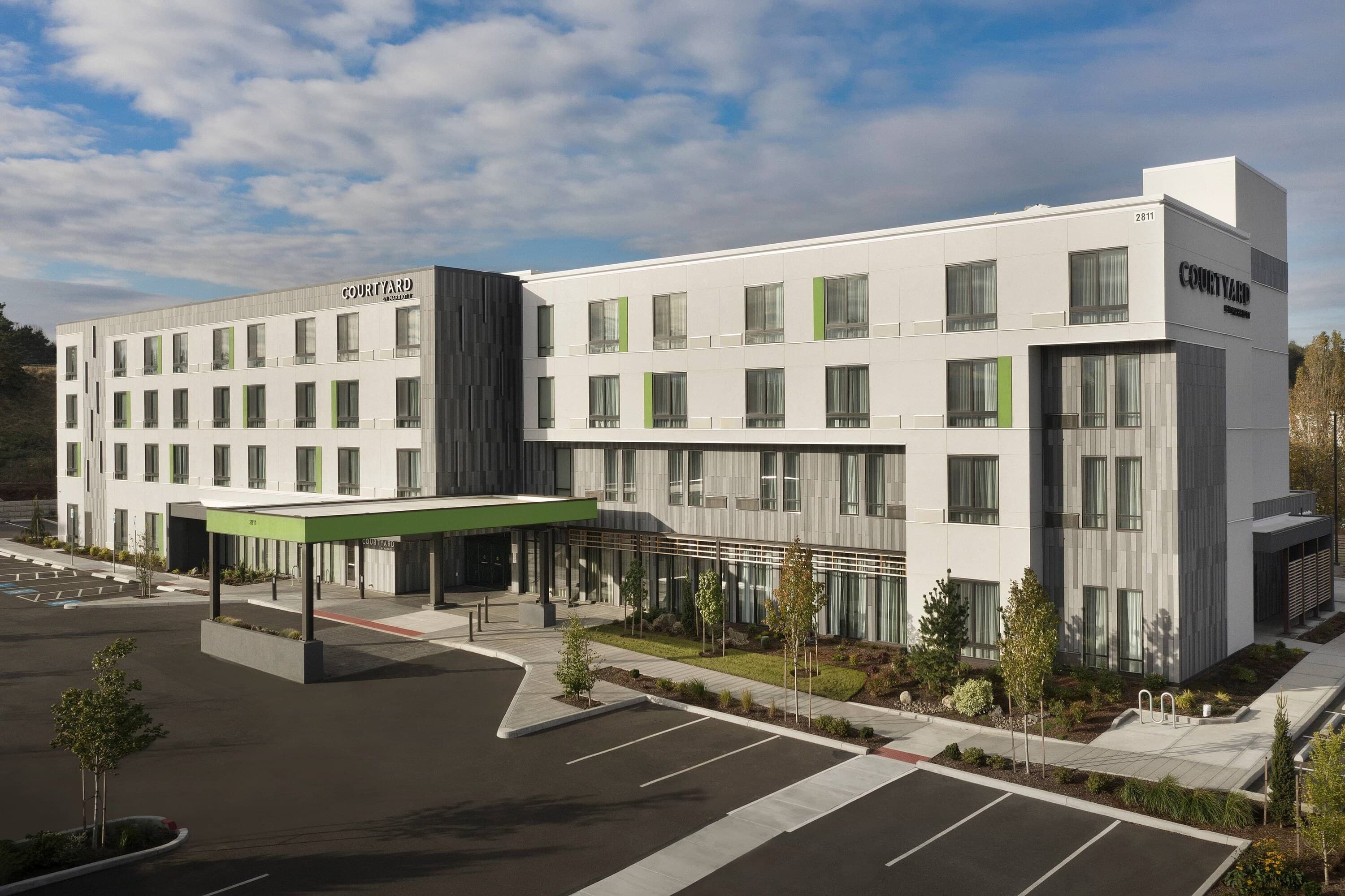 Courtyard by Marriott Portland East
