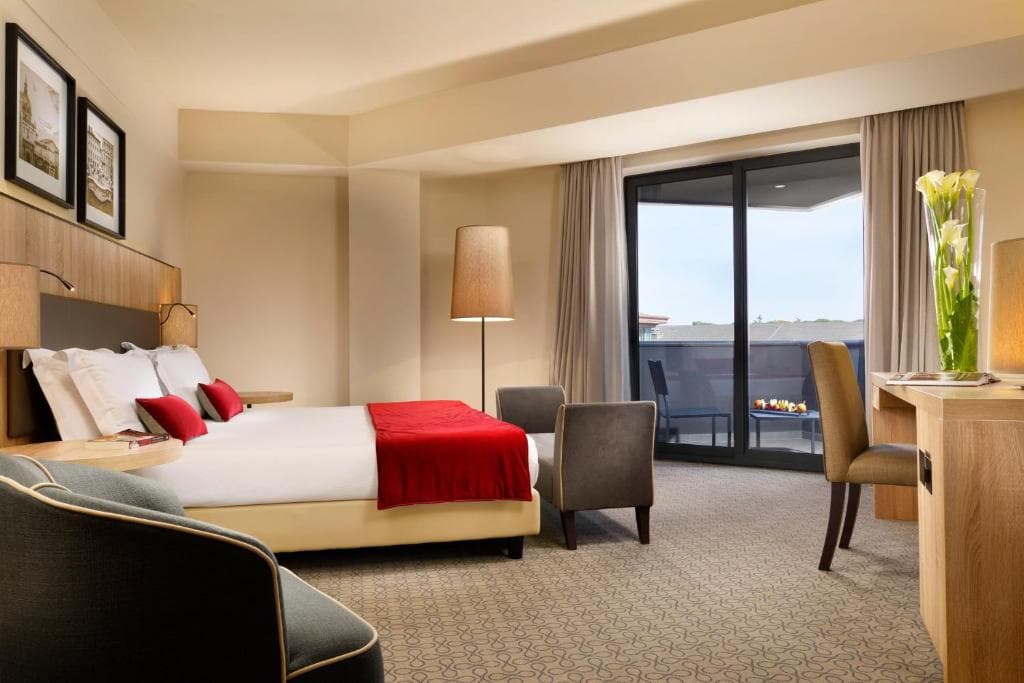 A.Roma Lifestyle Hotel