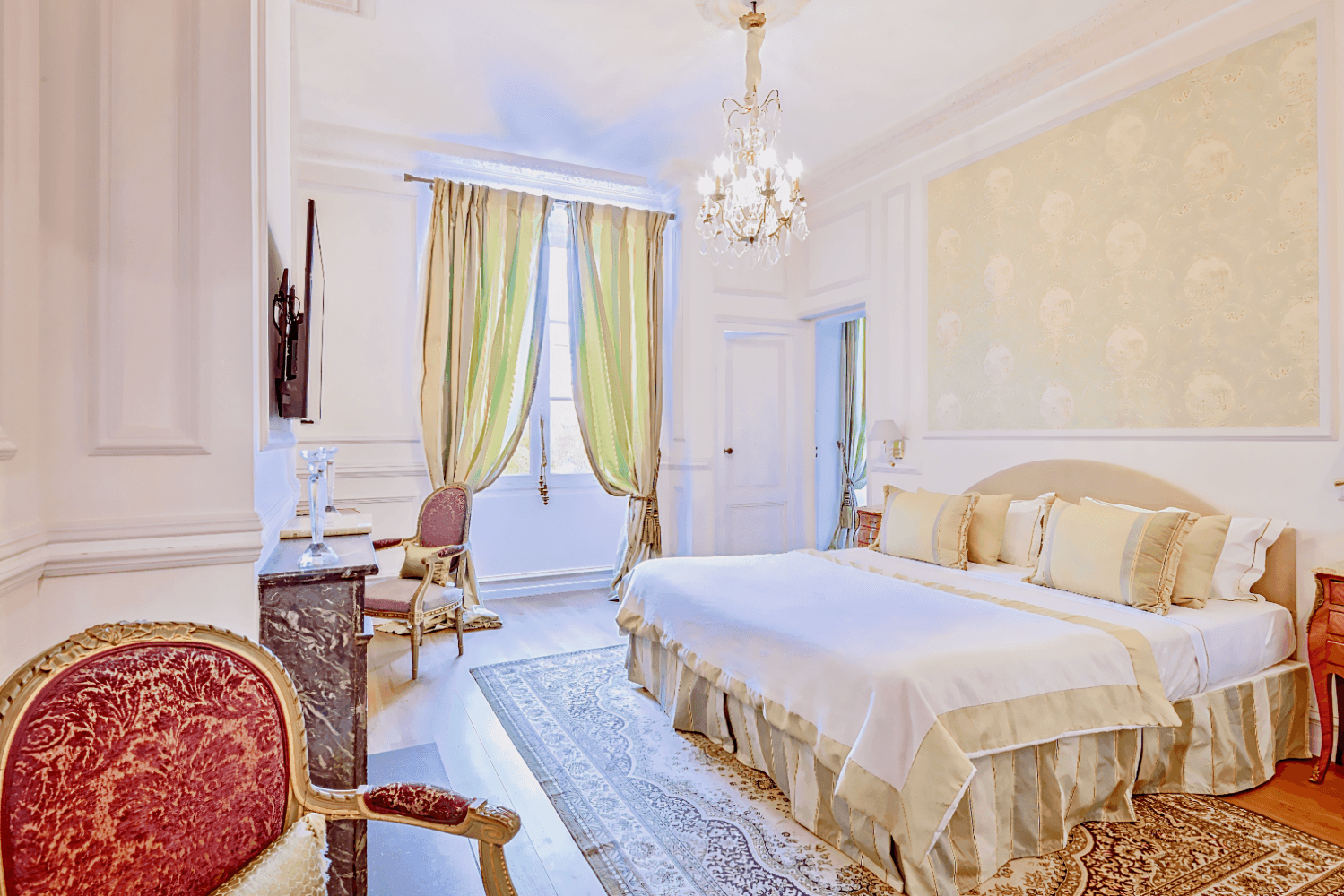 Villa Victor Louis