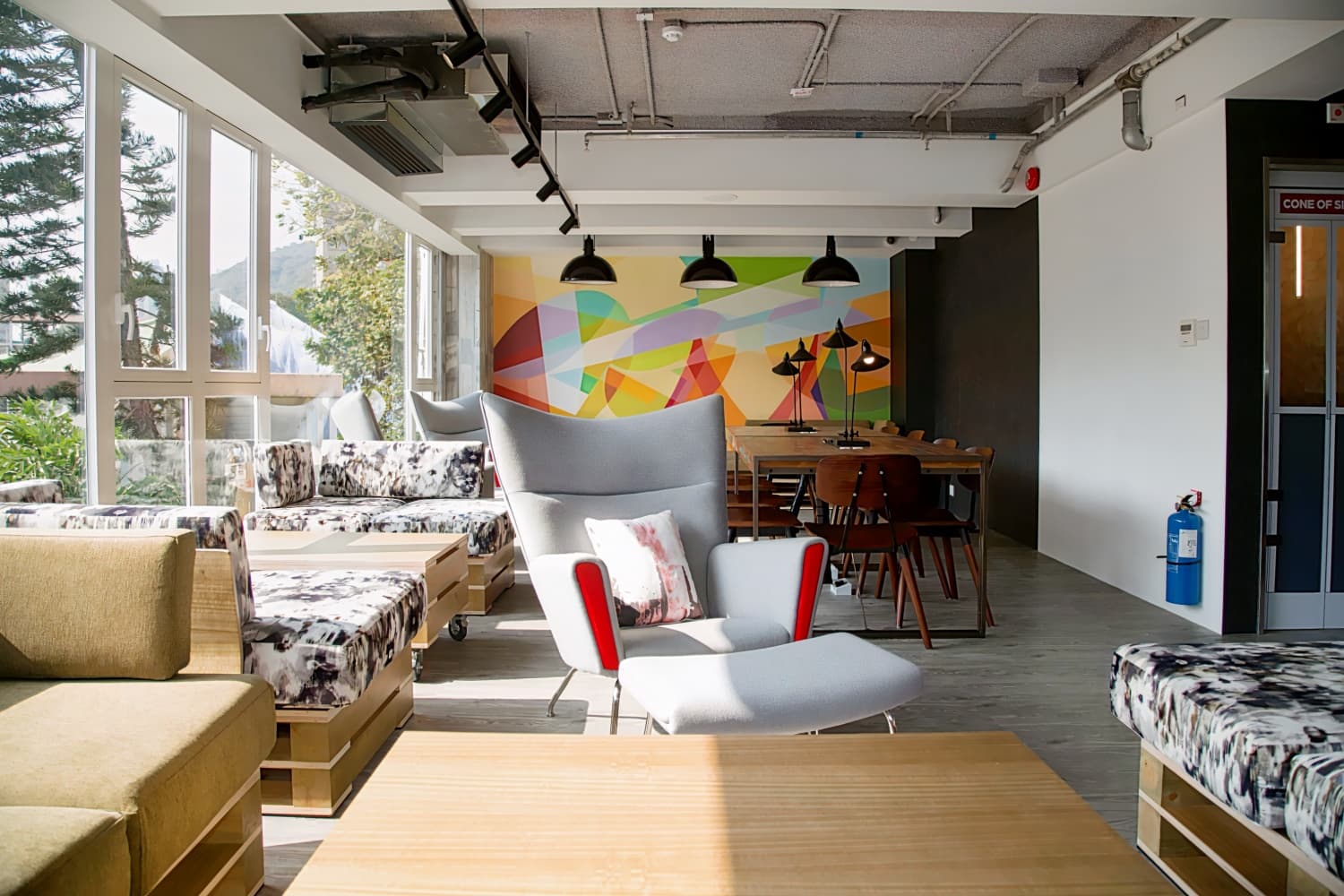 Mojo Nomad Aberdeen Harbour by Ovolo