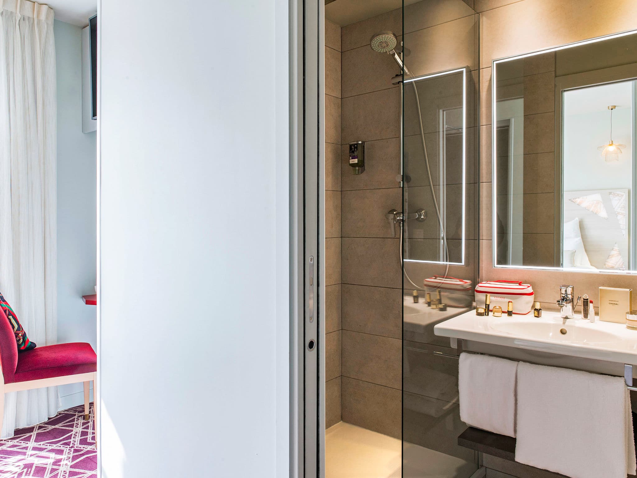 Mercure Paris Pont de Levallois Neuilly Hotel