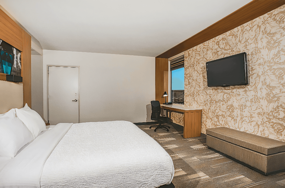 La Quinta Inn & Suites by Wyndham Winchester