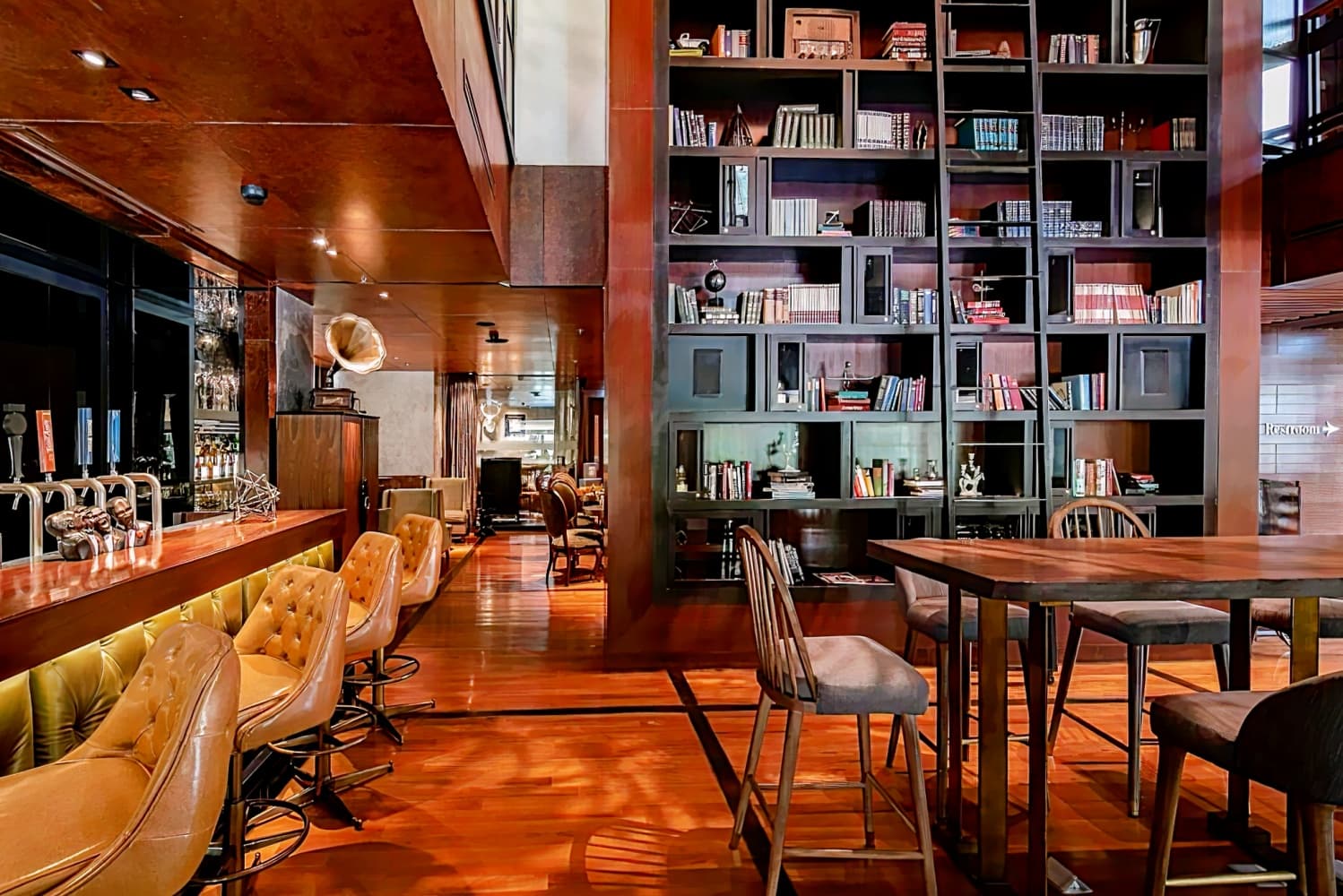 Hotel Indigo Bangkok Wireless Road