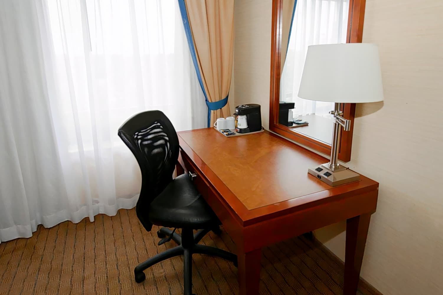 Allure Hotel & Suites London Downtown