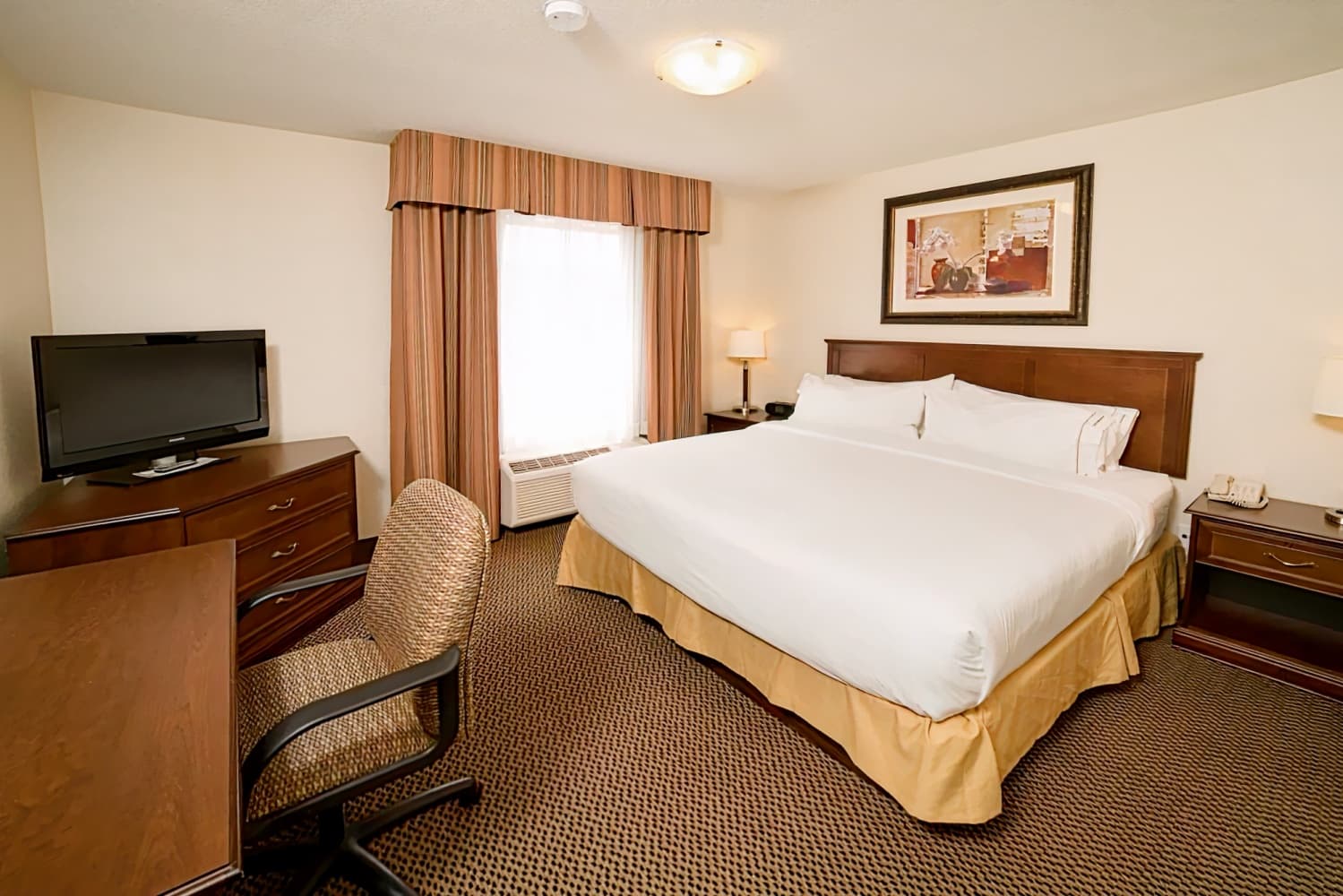 Holiday Inn Express & Suites Slave Lake