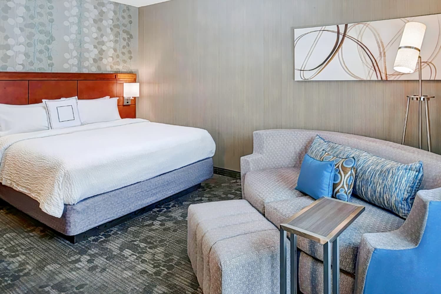 Sonesta Select Milwaukee Brookfield