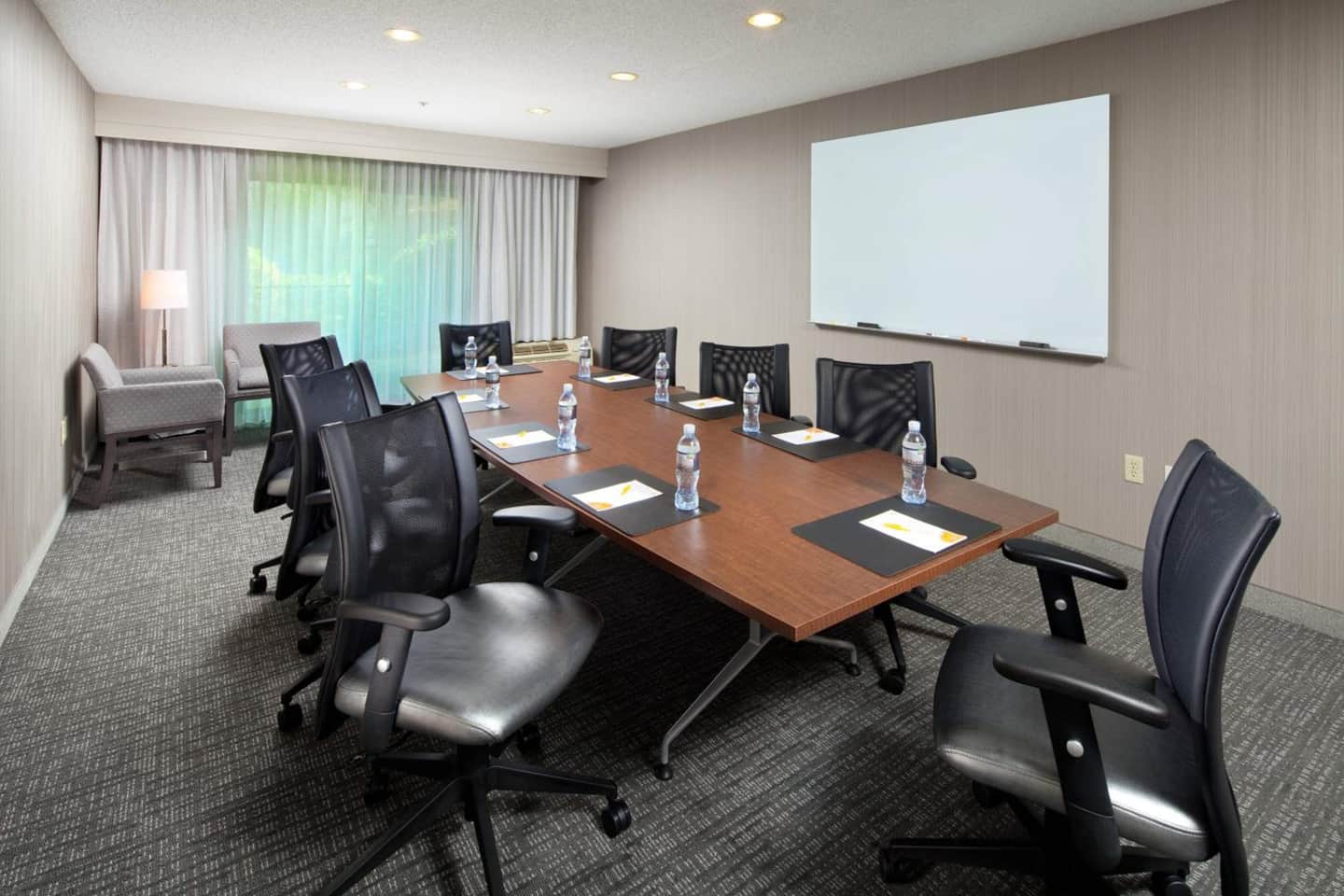 Courtyard by Marriott Los Angeles Pasadena/Old Town