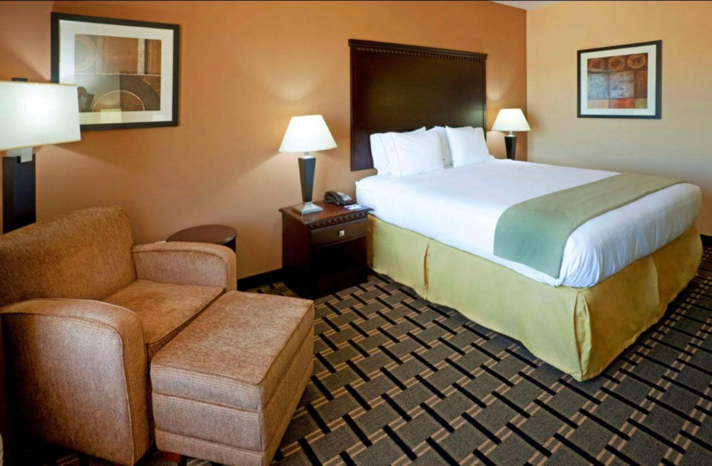 Comfort Inn & Suites Dallas Medical-Market Center