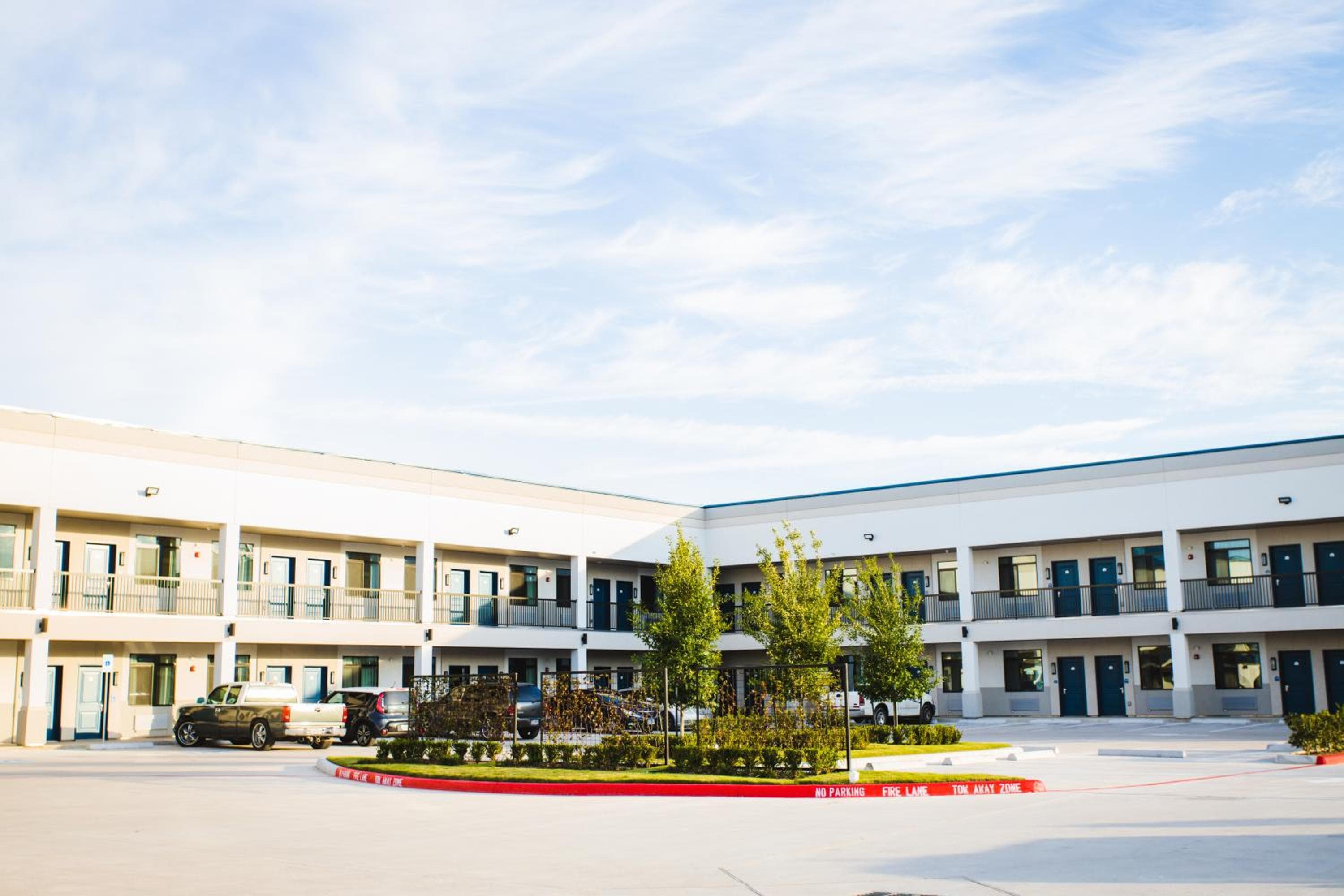 Palace Inn Blue Federal Road