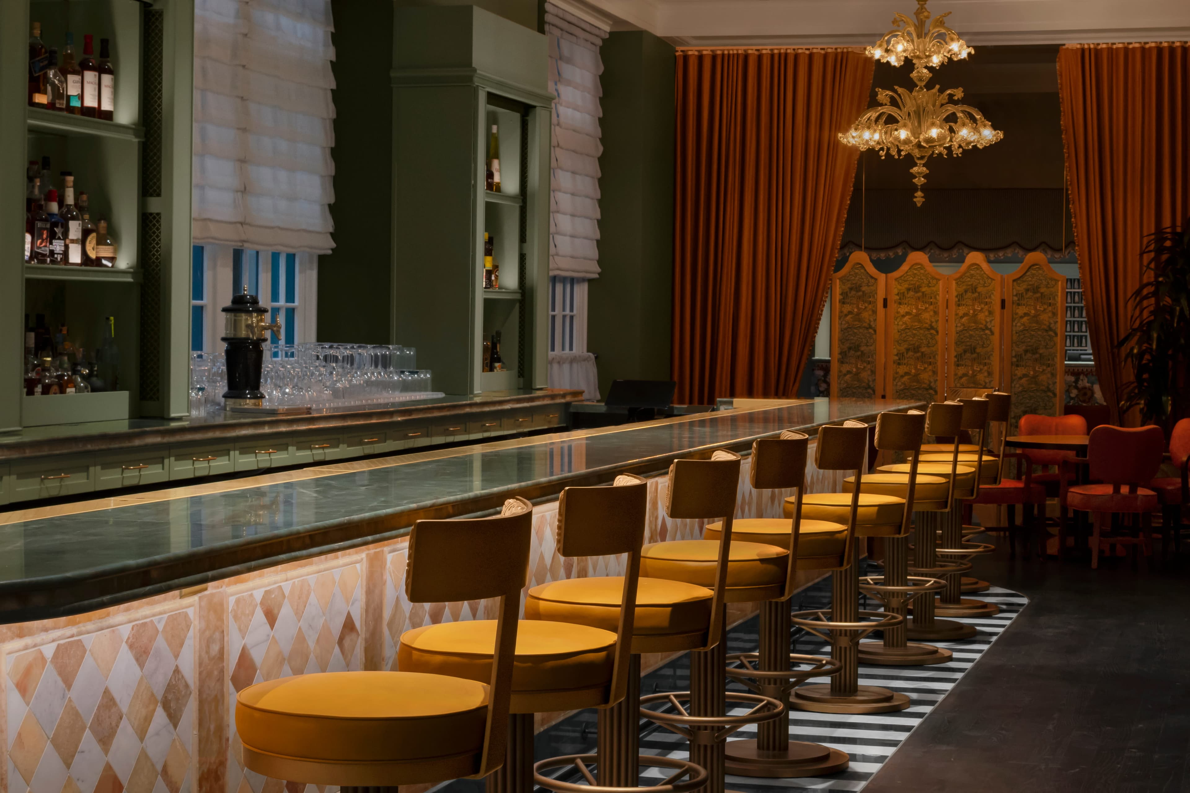 The Stoneleigh, Autograph Collection