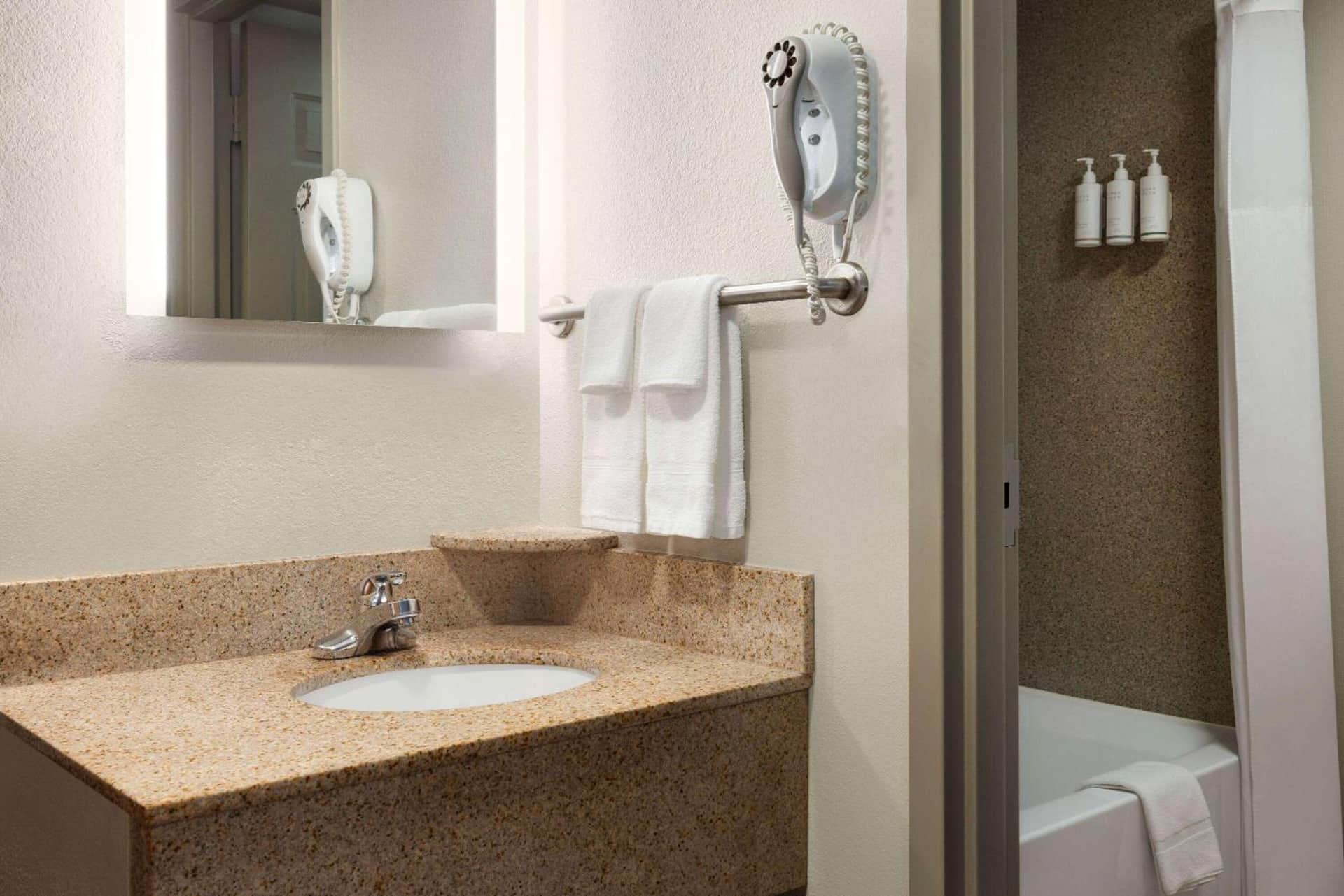 Days Inn by Wyndham Hershey