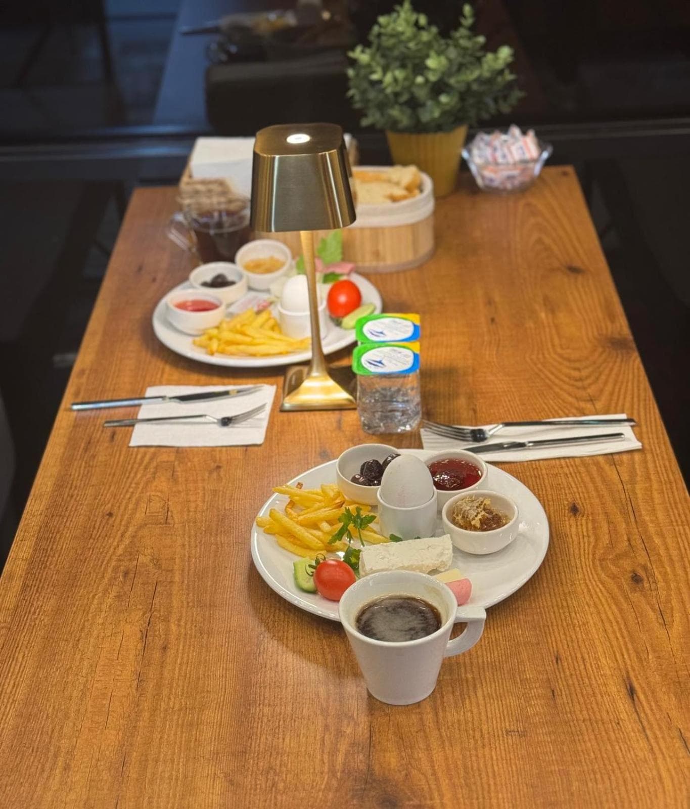 The Great Airport Hotel