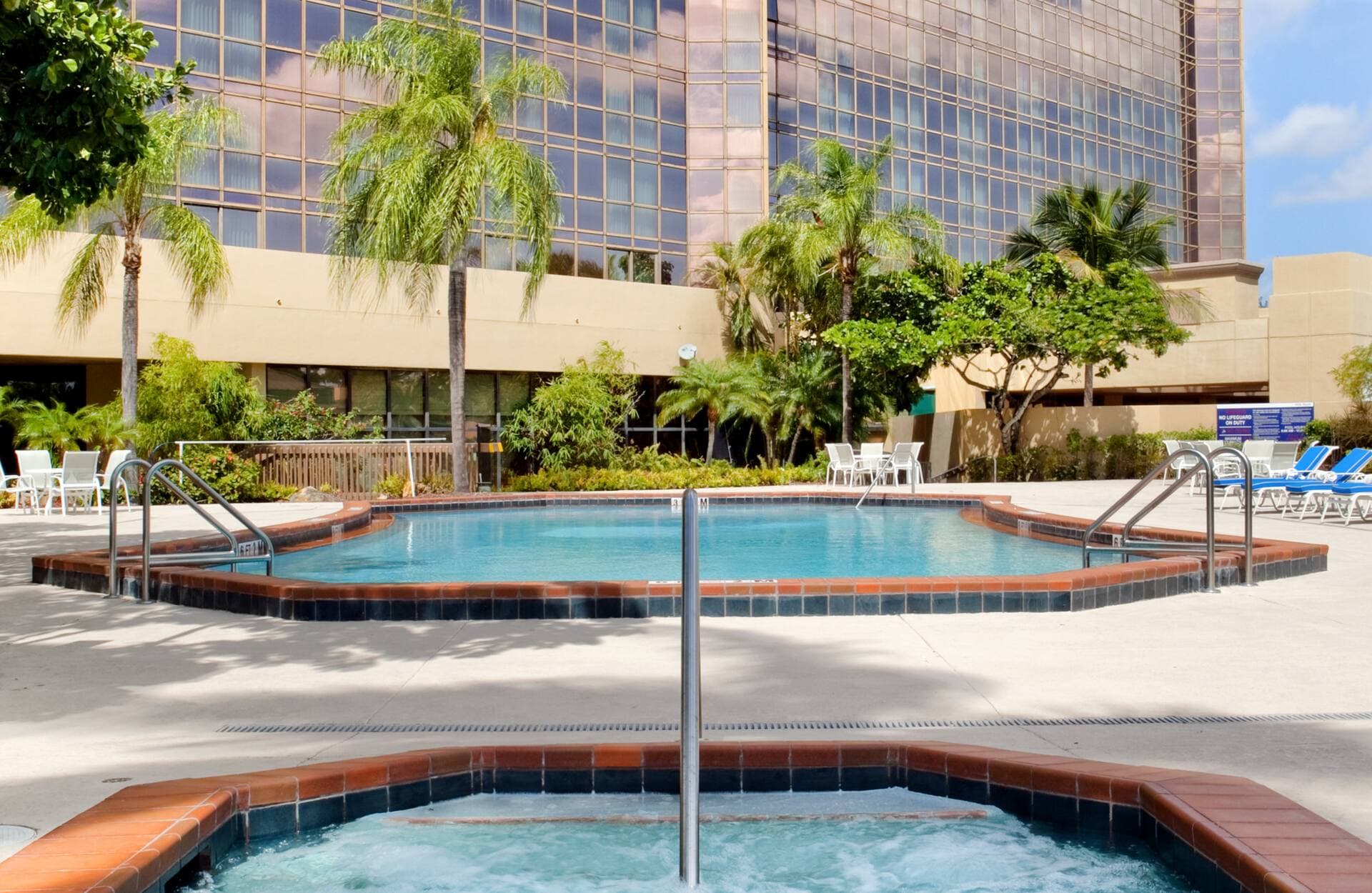 DoubleTree by Hilton Miami Airport & Convention Center
