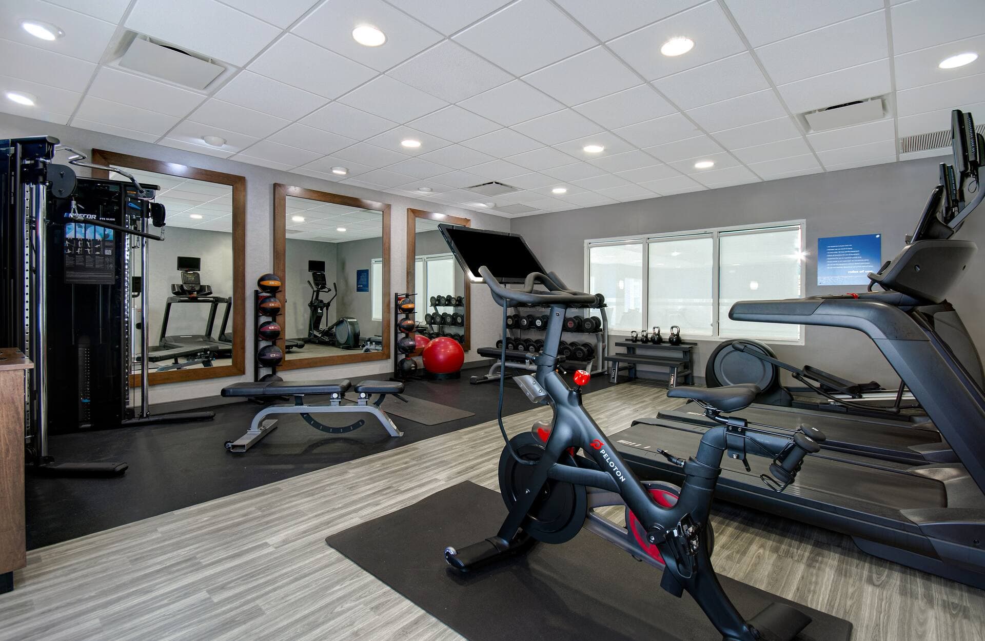 Hampton Inn & Suites Yonkers