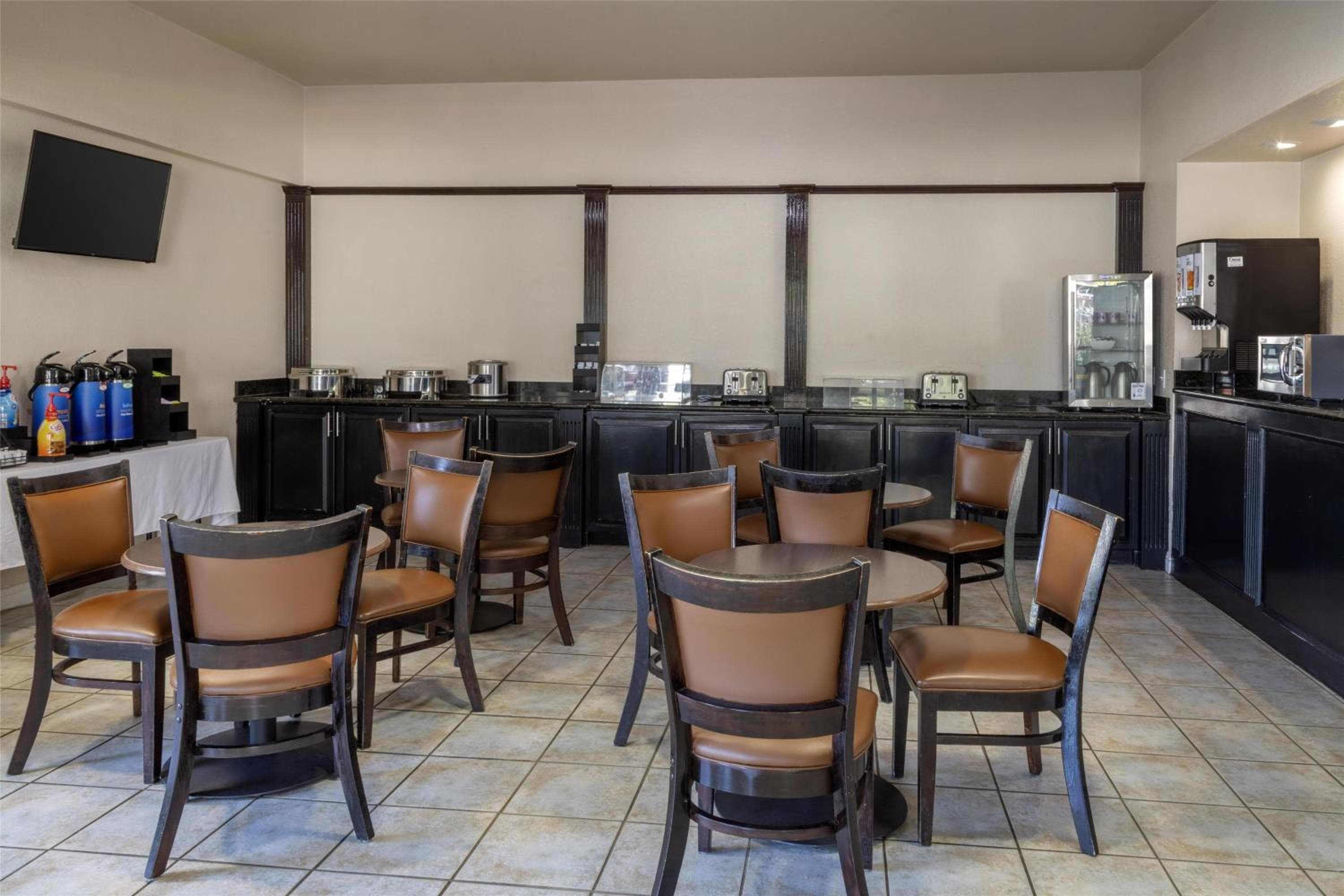 Best Western Heritage Inn