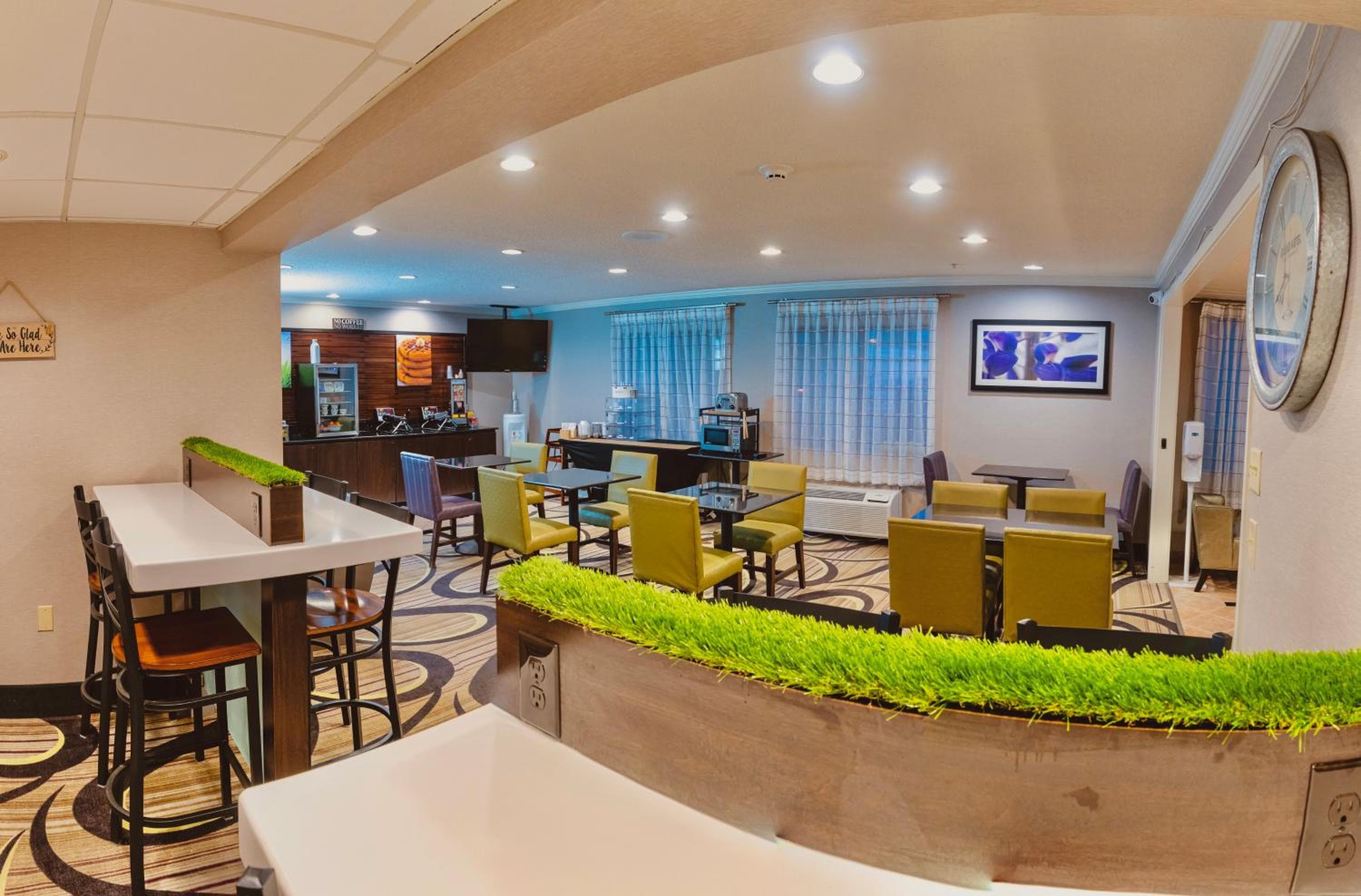 La Quinta Inn & Suites Delafield
