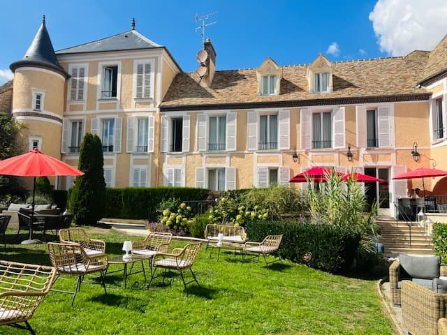 Hotel Saint Laurent, The Originals Relais