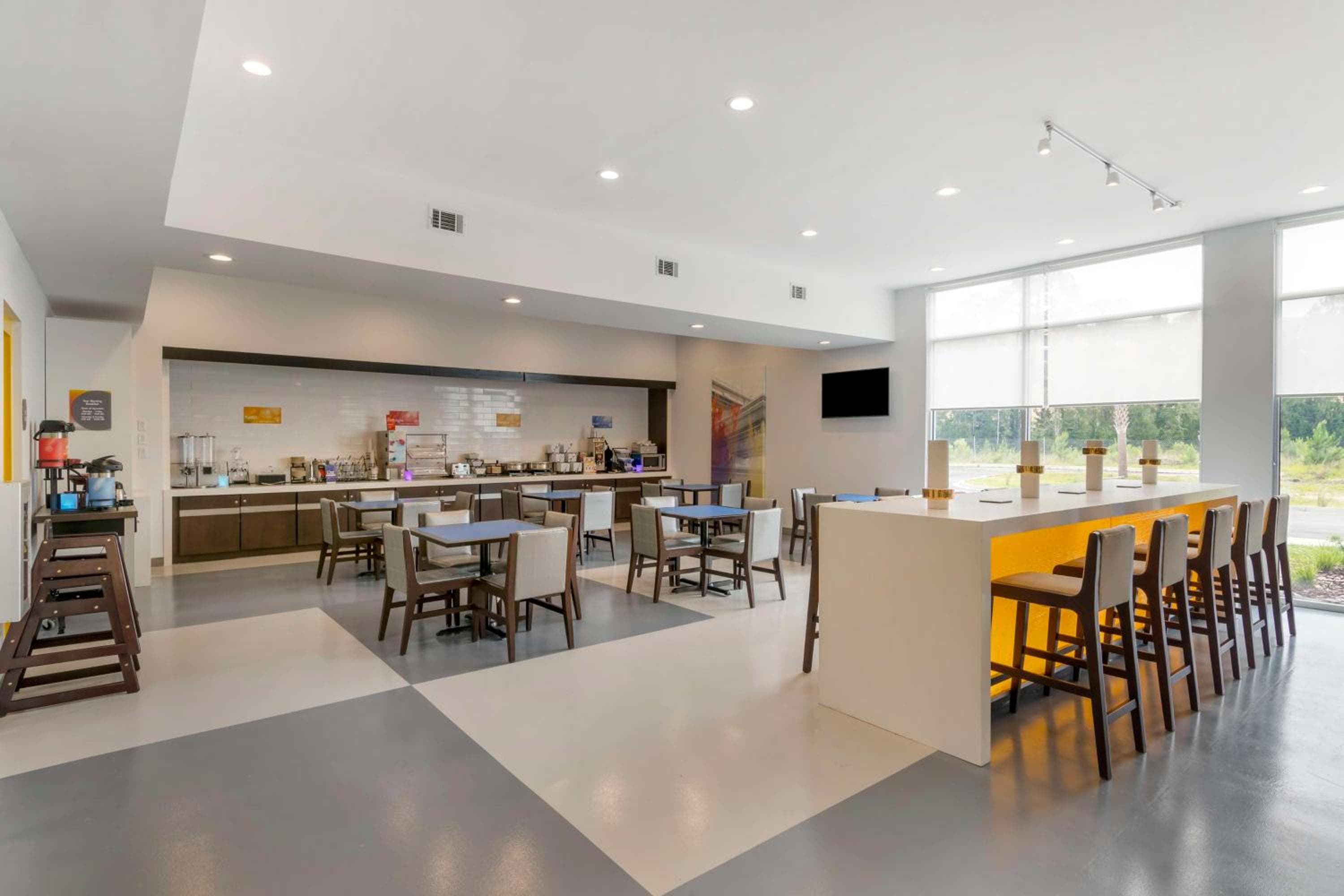 GLo Best Western Pooler - Savannah Airport Hotel