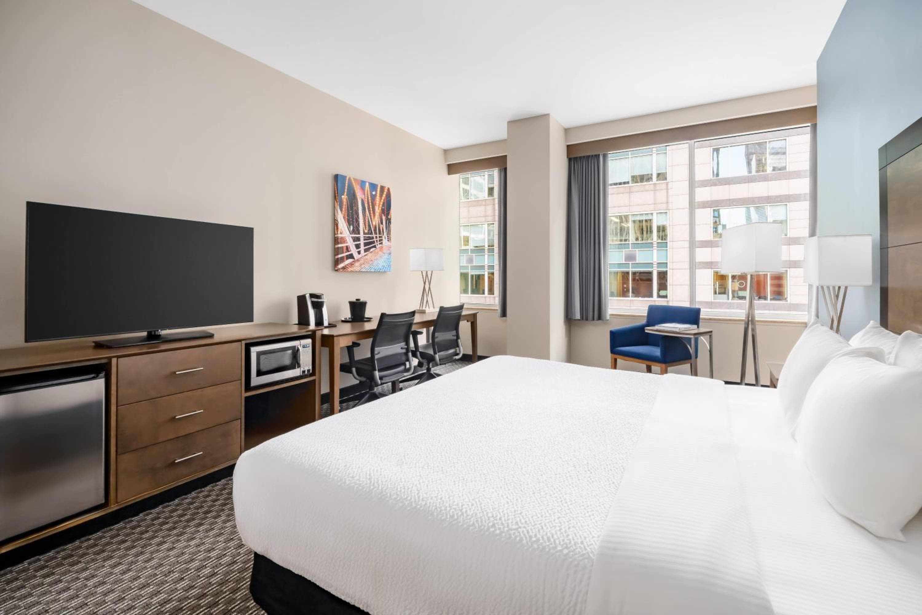 La Quinta Inn & Suites by Wyndham Chicago Downtown