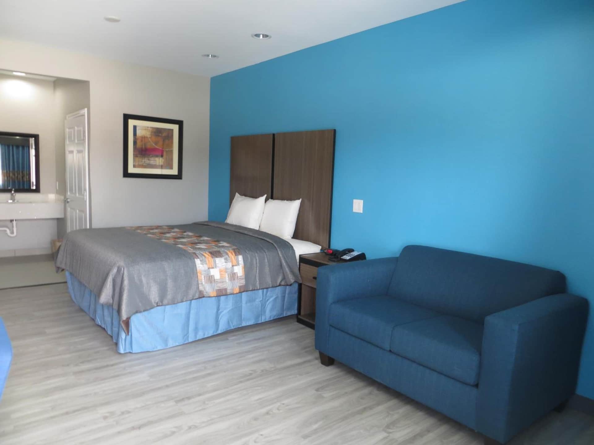 Haven Inn & Suites Willowbrook
