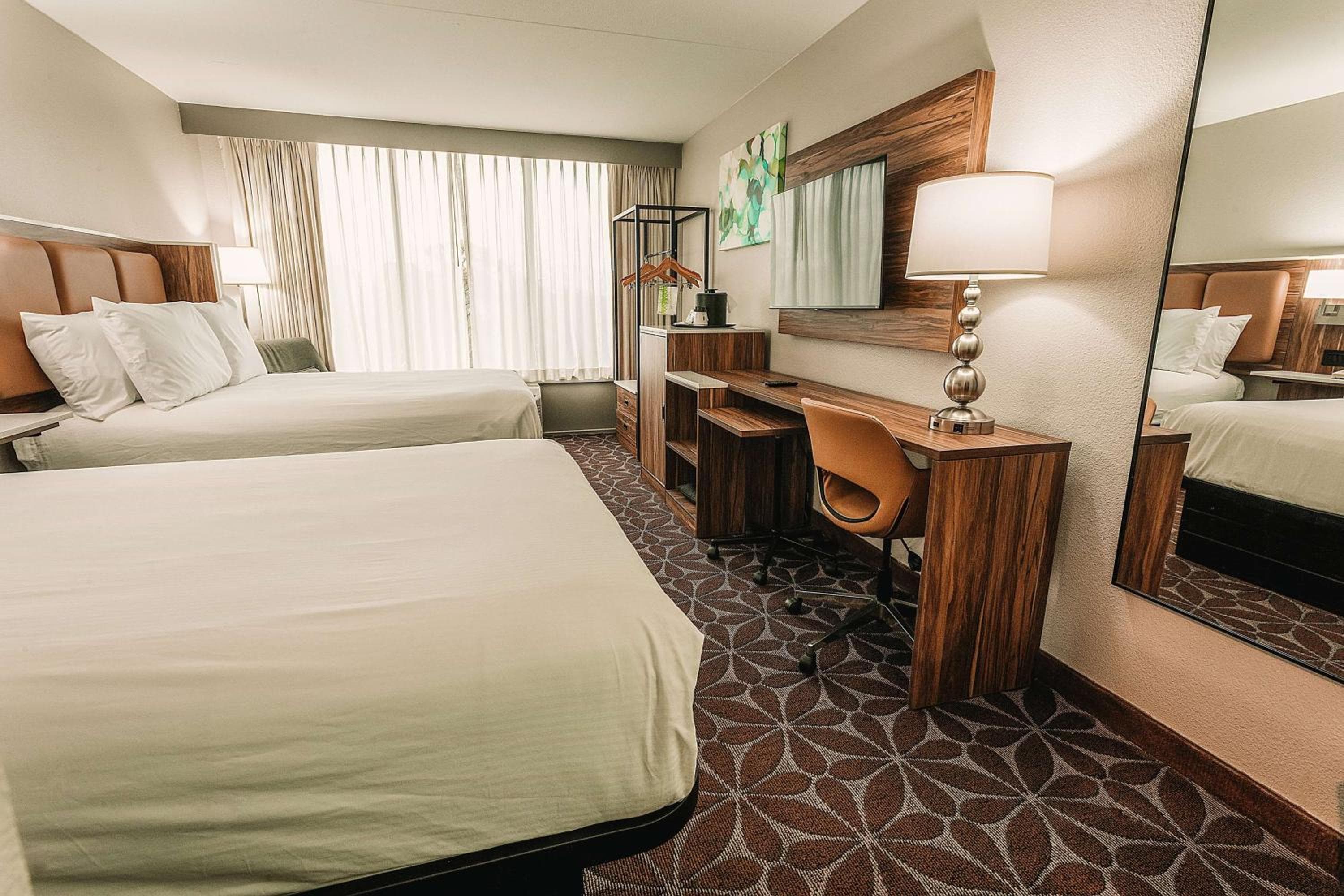 Wyndham Garden Williamsburg Busch Gardens Area