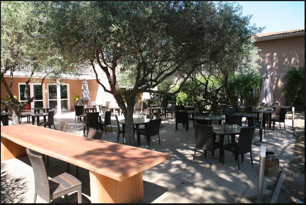 H Hôtel ex Les Printanières