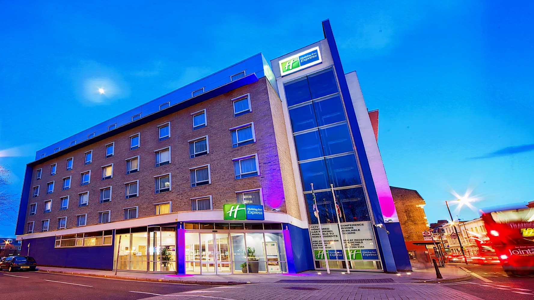 Holiday Inn Express London Earls Court